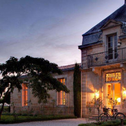 Châteaux, domaines et bons restaurants du Médoc