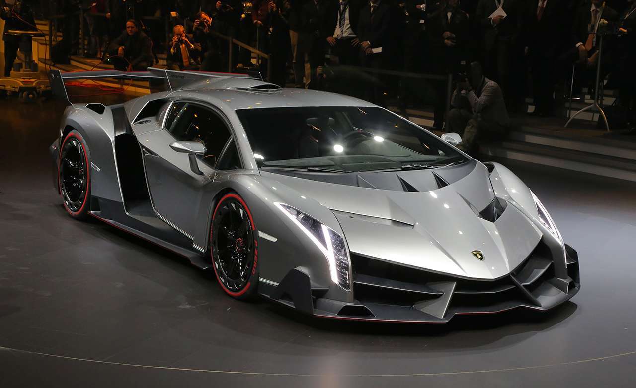 Lamborghini-Veneno-placement-2